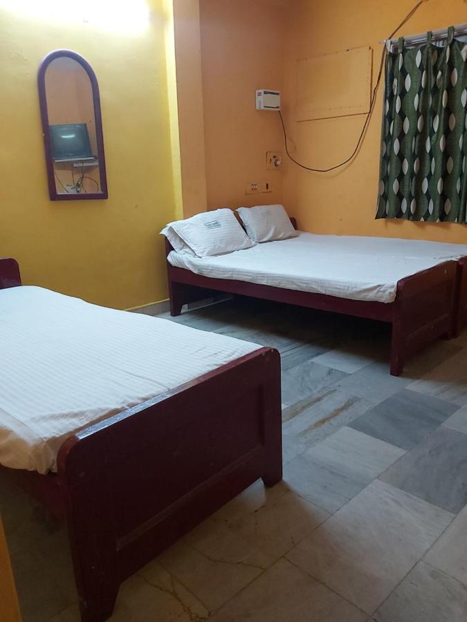 Raamlaxmi Guest House Csennai Kültér fotó