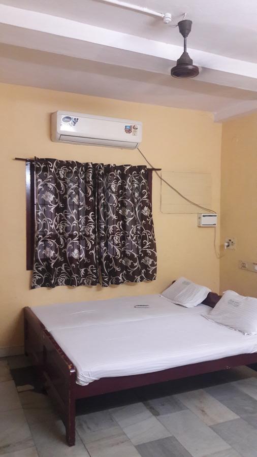 Raamlaxmi Guest House Csennai Kültér fotó